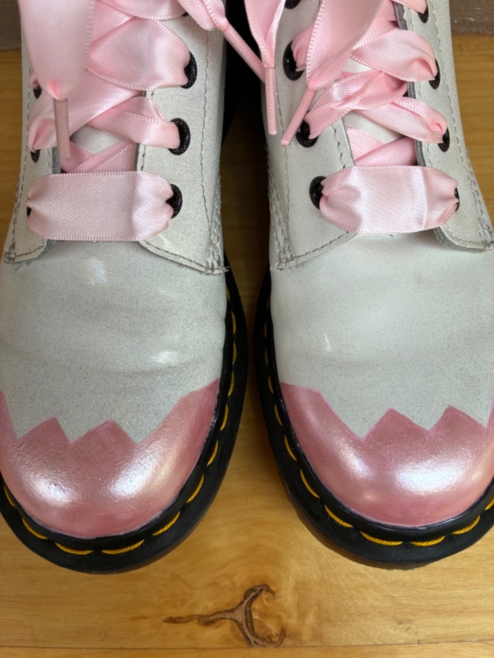 PRETTY IN PINK: Custom Metallic & Glitter Festival Docs - Picture 3 of 10